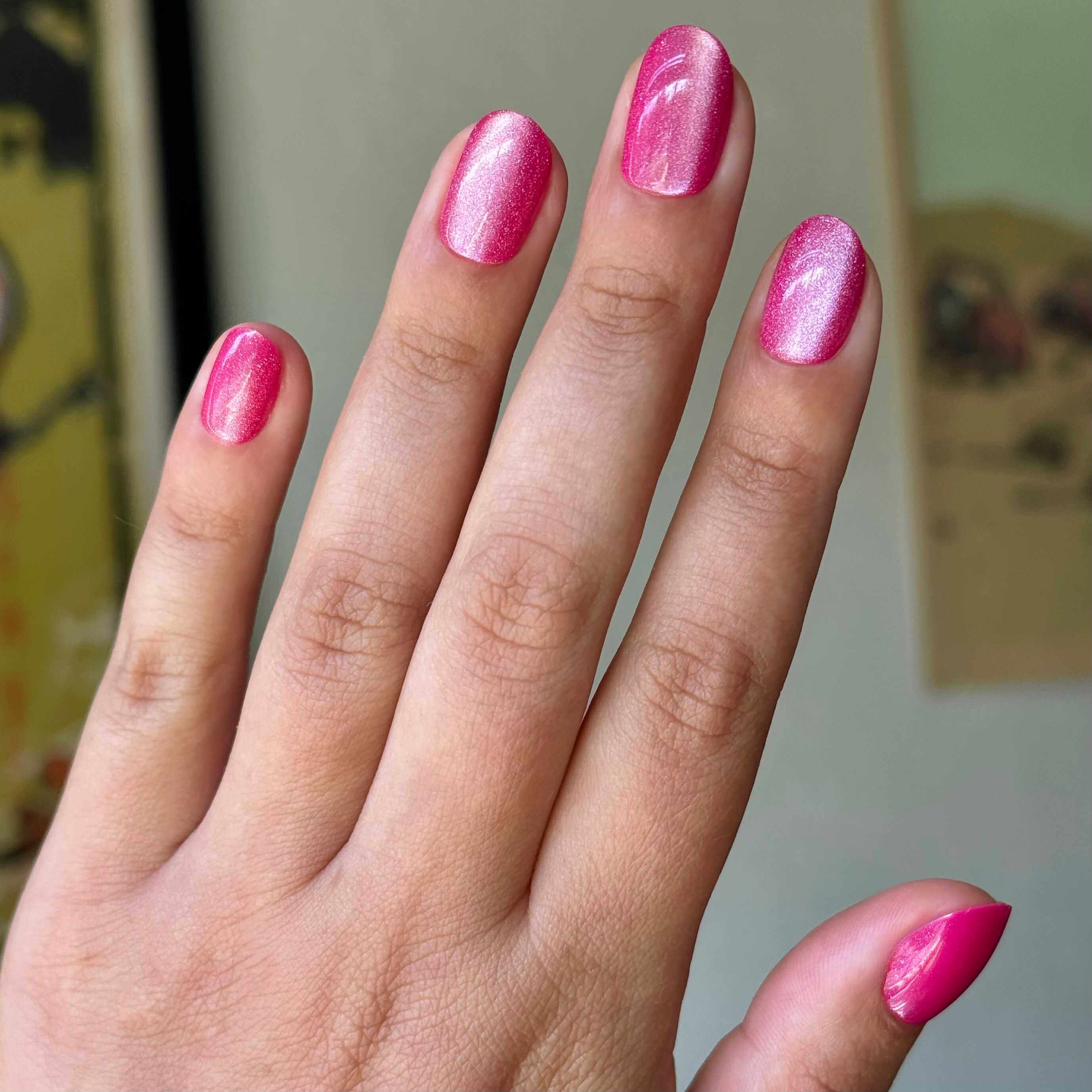 Fuscia Velvet - Press-On | Extra Short | Round bright fuchsia pink magnetic velvet effect false nails for quick at-home mani
