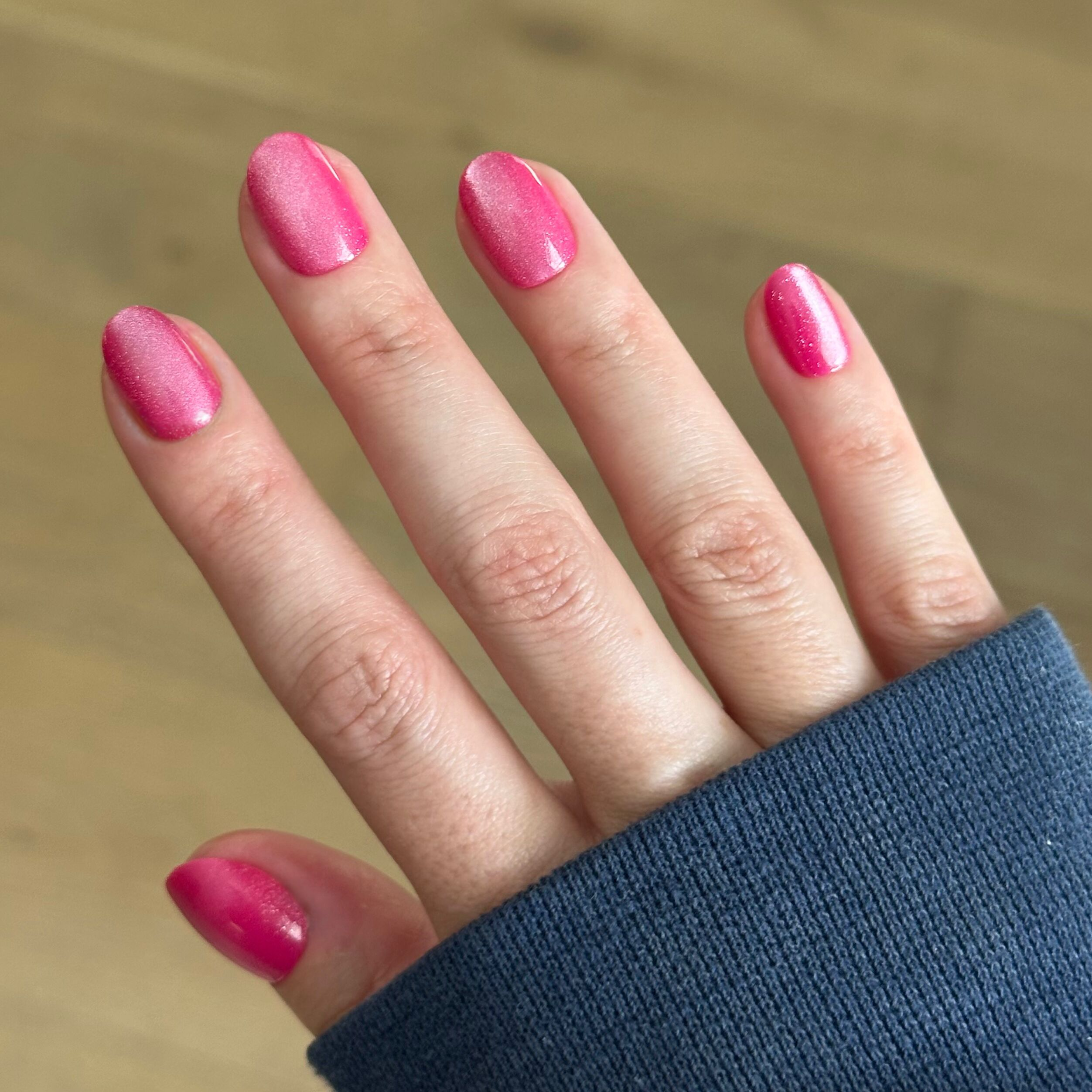Fuscia Velvet - Press-On | Extra Short | Round bright fuchsia pink magnetic velvet effect false nails for easy at-home mani