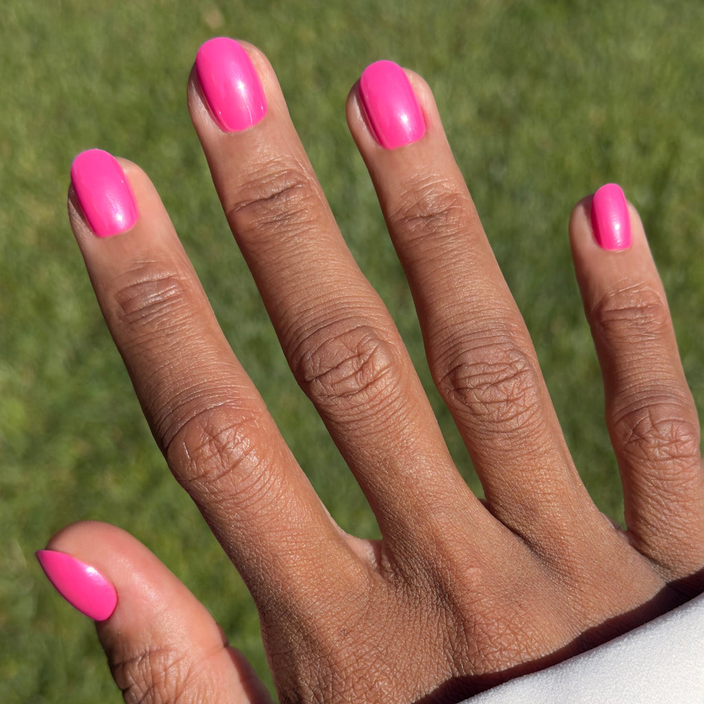 Hot Pink Chrome - Press On | Extra Short | Round