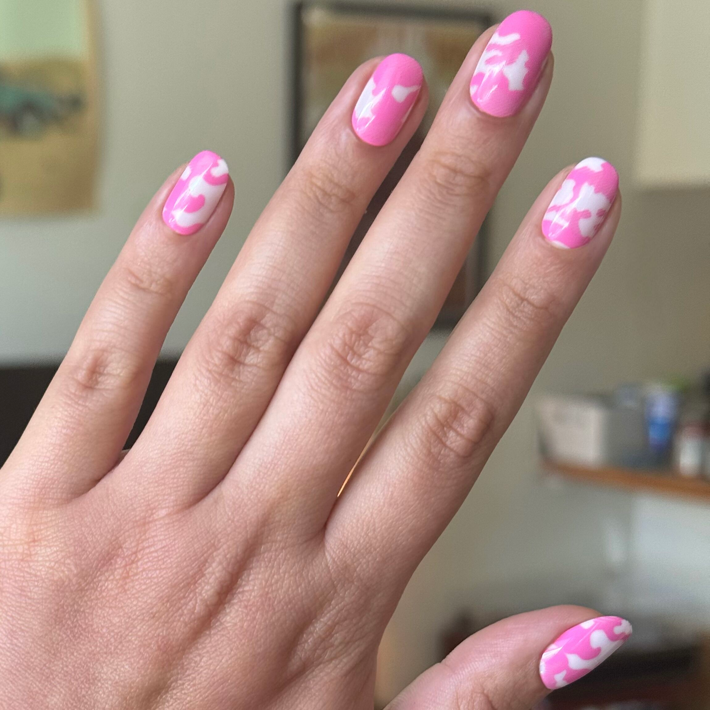 Pink Camo - Tab Press-On | Short | Round nails featuring a tonal pink camouflage pattern for an easy at-home mani